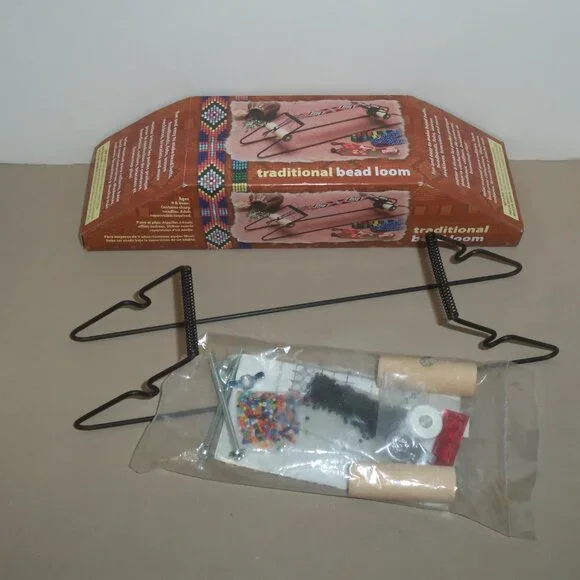 Indian Native TRADITIONAL BEAD LOOM with Loom Beads Thread Needles Instructions - Picture 2 of 7